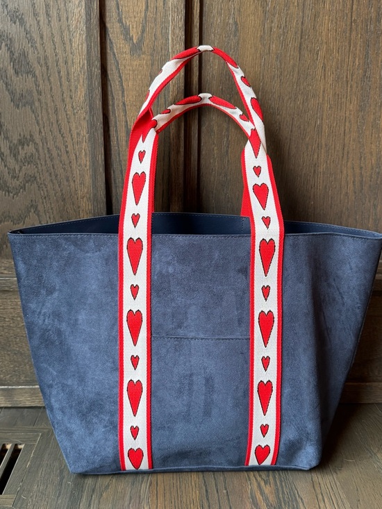 Brighton Navy Tote with Red and White Heart Straps - Picture 2 of 8